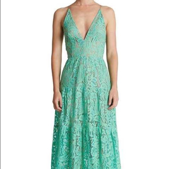 Dress the Population Melina Lace Dress - Picture 1 of 3
